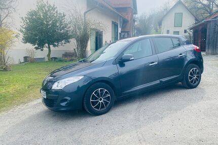 Renault Megane 148.000 km 3.150 &euro; Wolpertswende 88284