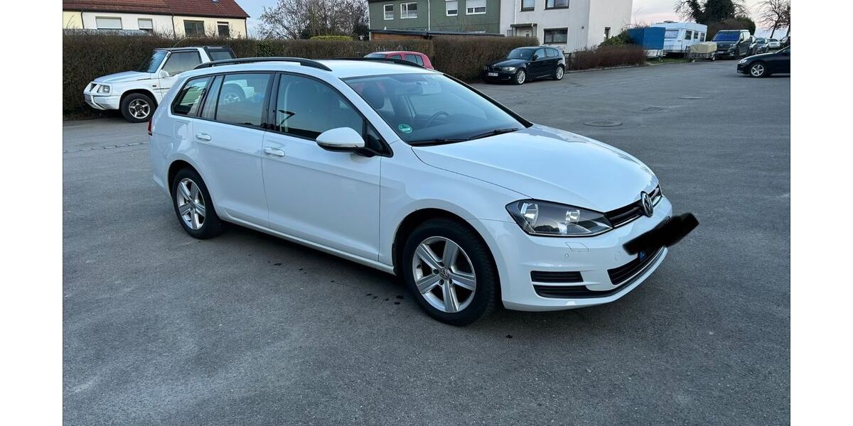 VW Golf 104.000 km 12.100 &euro; Friedrichshafen 88048