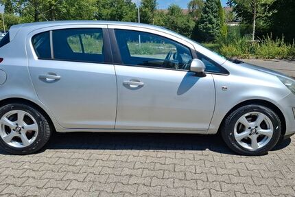 Opel Corsa 181.220 km 1.999 &euro; Ravensburg 88213