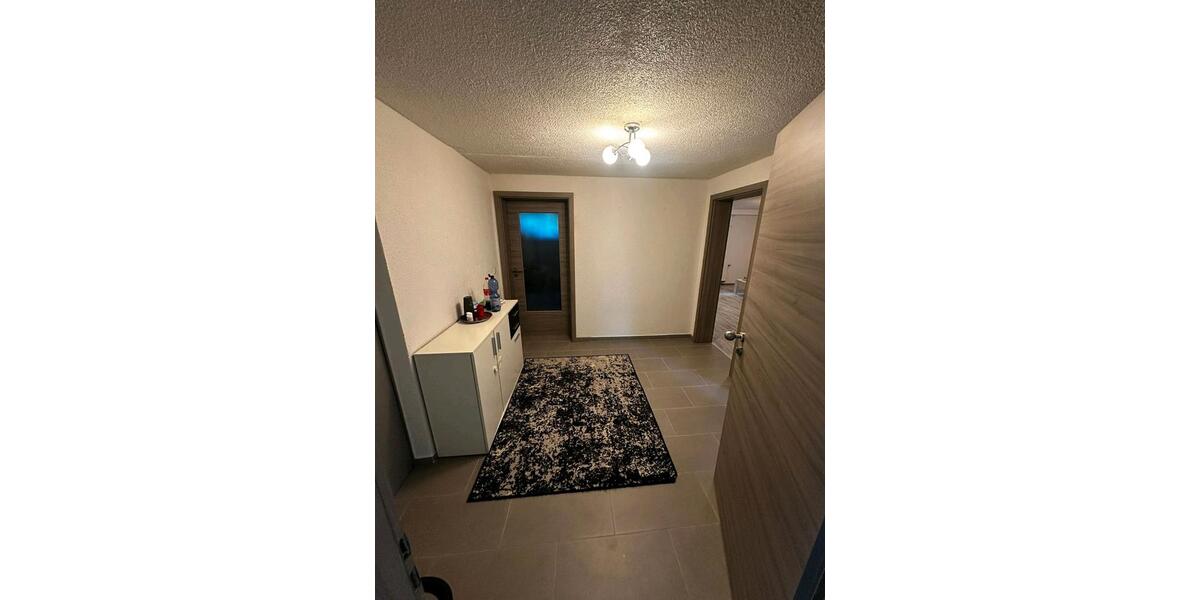 Etagenwohnung Salem - 2 Zimmer, 78 m&sup2;, 800&euro; | Angebot:25404774