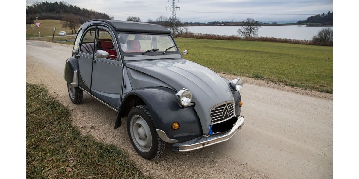 Citroen 2 CV 63.238 km 7.999 &euro; Überlingen 88662
