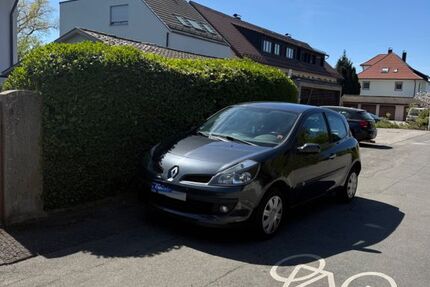 Renault Clio 197.000 km 2.399 &euro; Meersburg 88709