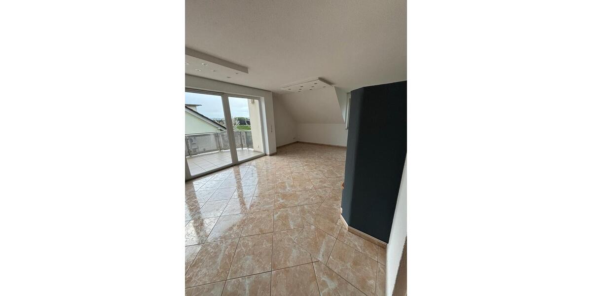 Etagenwohnung Baienfurt - 4 Zimmer, 117 m&sup2;, 1.900&euro; | Angebot:25407155