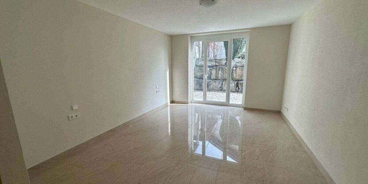 Terrassenwohnung Markdorf - 3 Zimmer, 152 m&sup2;, 2.600&euro; | Angebot:26583642