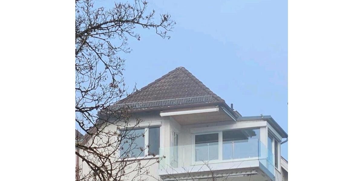 Dachgeschoßwohnung Überlingen - 2.5 Zimmer, 82 m&sup2;, 496.000&euro; | Angebot:26406507