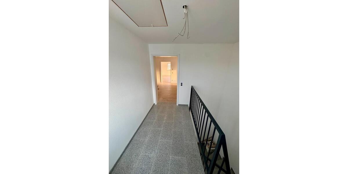 Dachgeschoßwohnung Bergatreute - 4 Zimmer, 112 m&sup2;, 1.456&euro; | Angebot:25806516