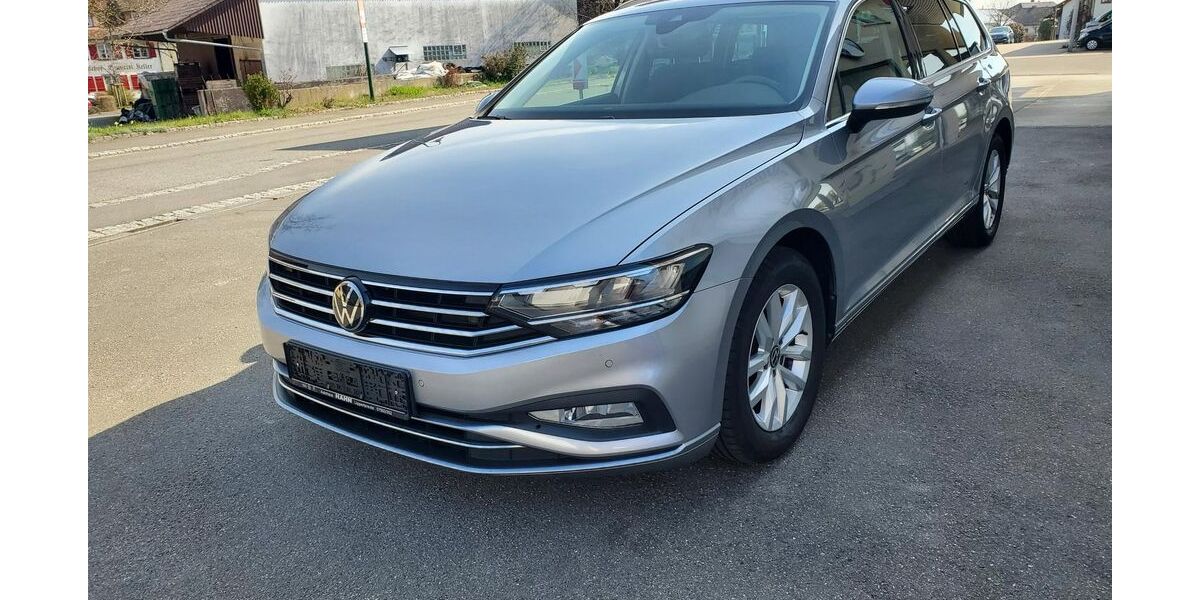VW Passat Variant 123.500 km 21.390 &euro; Überlingen 88662