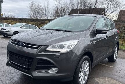 Ford Kuga 127.000 km 11.900 &euro; Friedrichshafen 88045