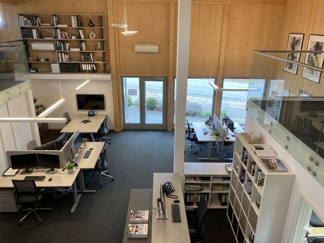 Gewerbeobjekt Ravensburg Weststadt - 8 Zimmer, 269 m&sup2;, 4.024&euro; | Angebot:25996555