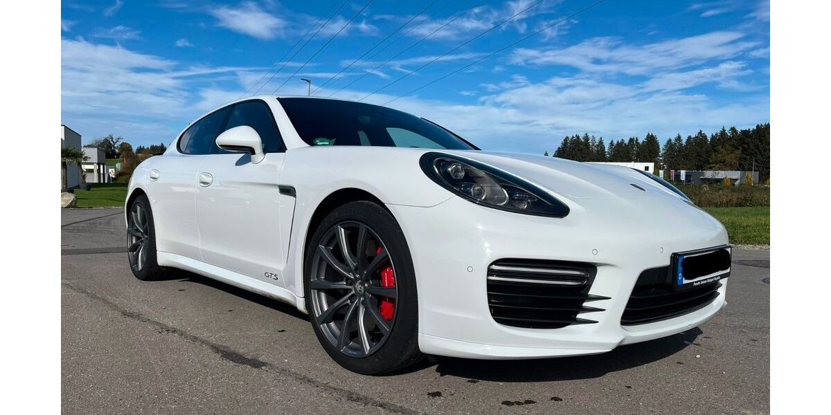 Porsche Panamera 96.000 km 41.900 &euro; Scheidegg 88175