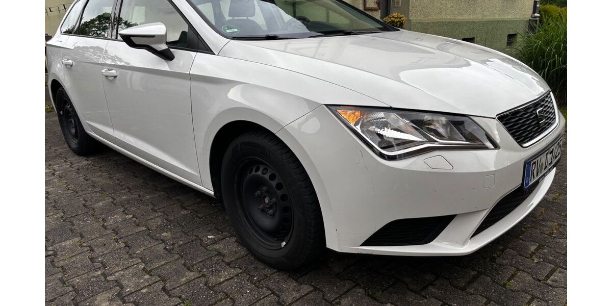 Seat Leon 137.900 km 9.300 &euro; Achberg 88147
