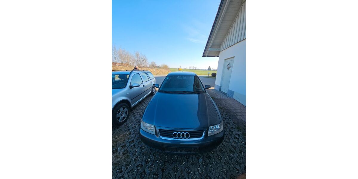 Audi A3 280.000 km 720 &euro; Hergatz 88145