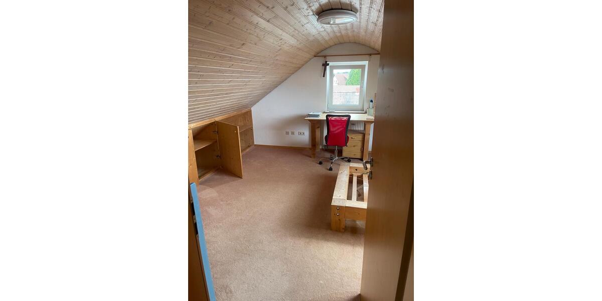 Dachgeschoßwohnung Friedrichshafen Ailingen - 6 Zimmer, 599.000&euro; | Angebot:21174379