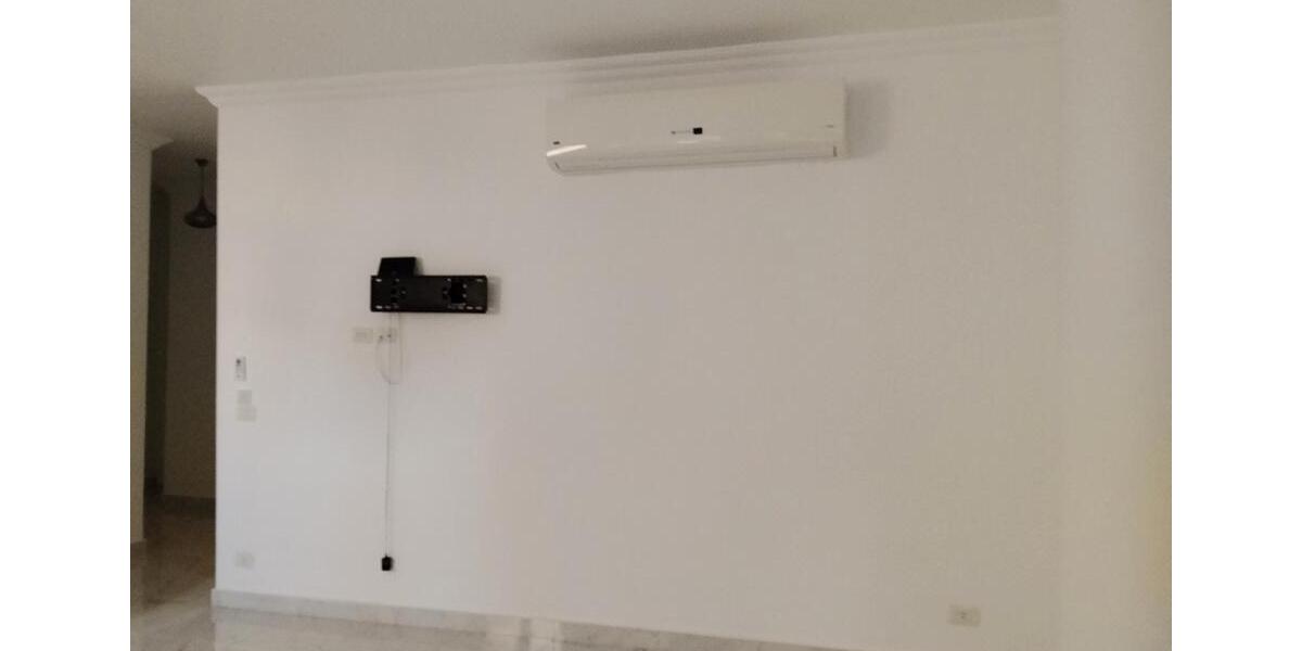 Etagenwohnung Lindau (Bodensee) - 3.5 Zimmer, 98 m&sup2;, 100.000&euro; | Angebot:26906801