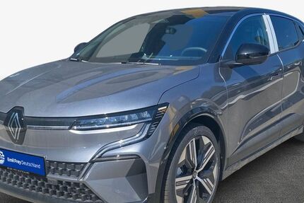 Renault Megane E-TECH 24.500 km 33.890 &euro; Ravensburg 88214