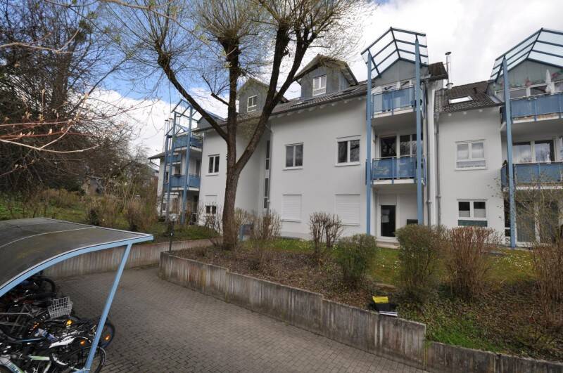 Etagenwohnung Konstanz Allmannsdorf - 3 Zimmer, 81 m&sup2;, 1.300&euro; | Angebot:26082986