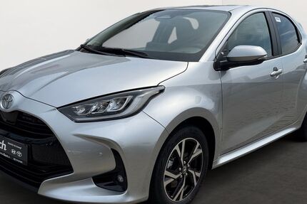 Toyota Yaris 4.500 km 24.670 &euro; Friedrichshafen 88046