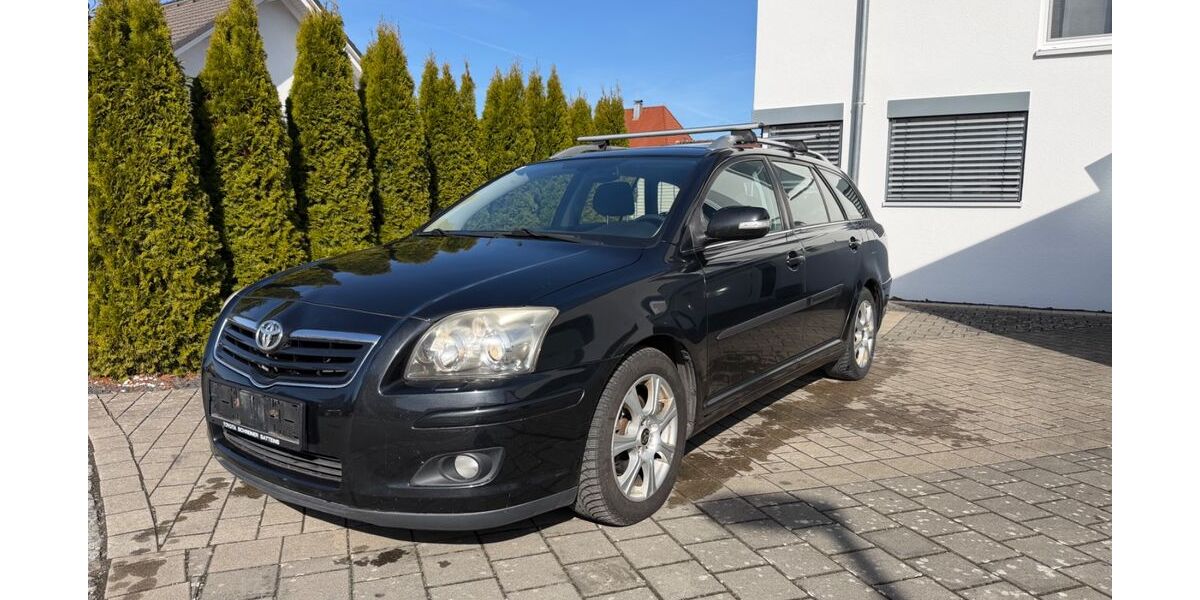 Toyota Avensis 181.800 km 2.900 &euro; Baindt 88255