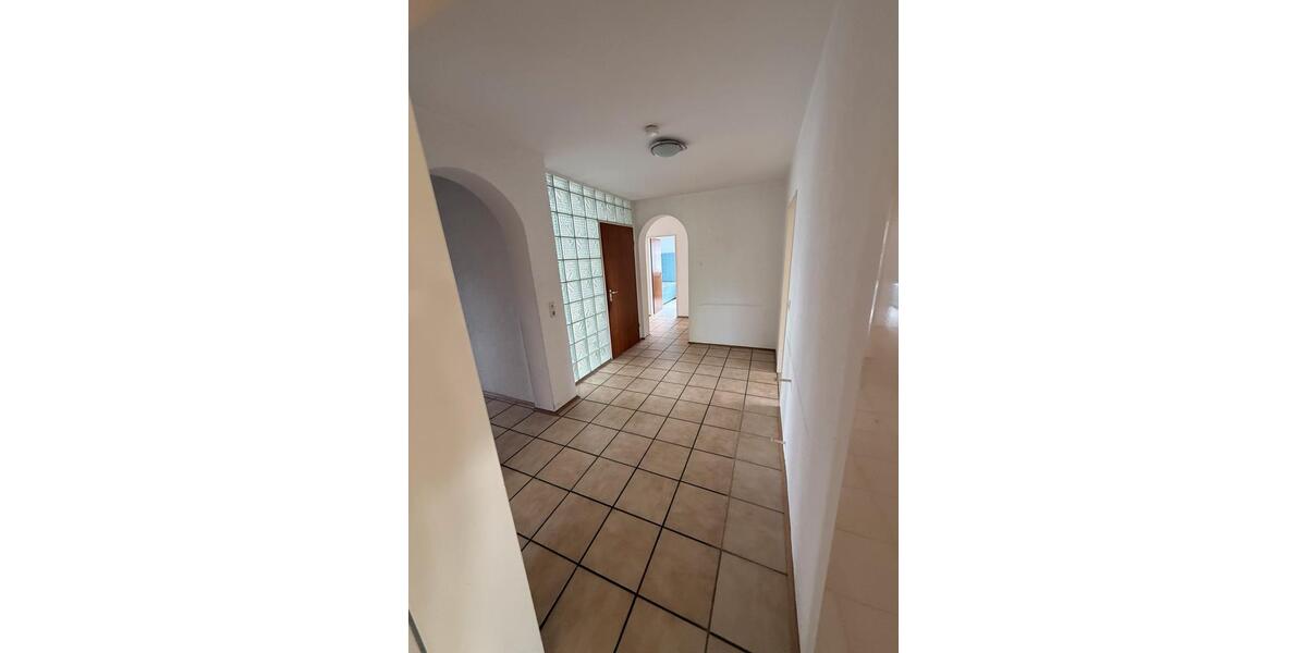 Erdgeschoßwohnung Bergatreute - 5 Zimmer, 125 m&sup2;, 339.000&euro; | Angebot:26602868
