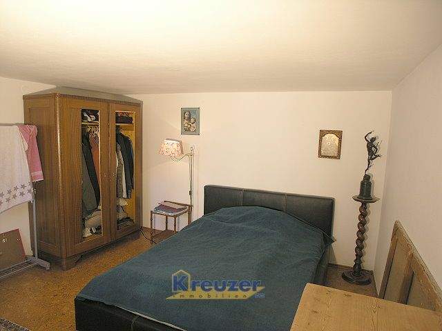 Etagenwohnung Ravensburg Südstadt - 6 Zimmer, 130 m&sup2;, 249.000&euro; | Angebot:25660659