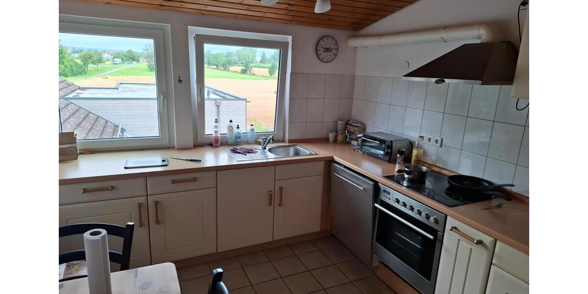 Dachgeschoßwohnung Ravensburg Galgenhalde - 2.5 Zimmer, 67 m&sup2;, 750&euro; | Angebot:25982350