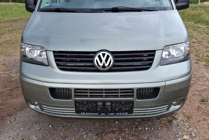 VW T5 Transporter 266.000 km 9.550 &euro; Weingarten 88250