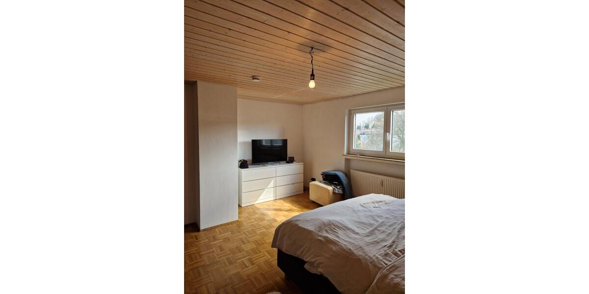 Dachgeschoßwohnung Oberteuringen - 3.5 Zimmer, 85 m&sup2;, 950&euro; | Angebot:25963169