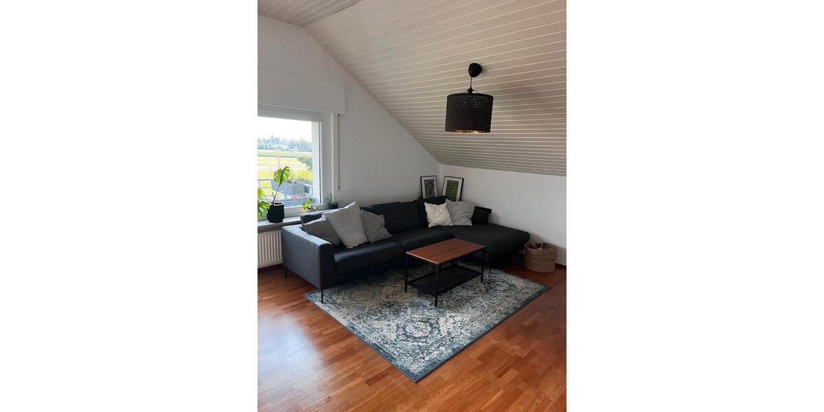 Dachgeschoßwohnung Langenargen - 3.5 Zimmer, 80 m&sup2;, 1.200&euro; | Angebot:26624328