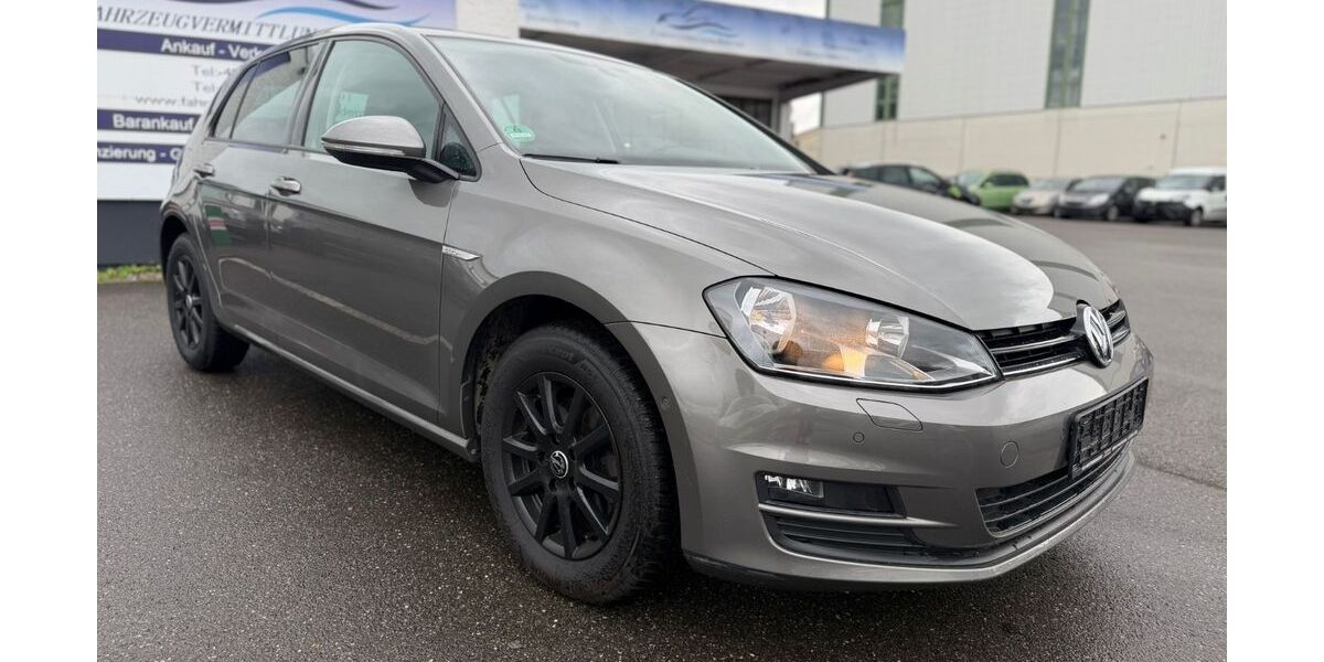 VW Golf 94.223 km 8.900 &euro; Ravensburg 88214