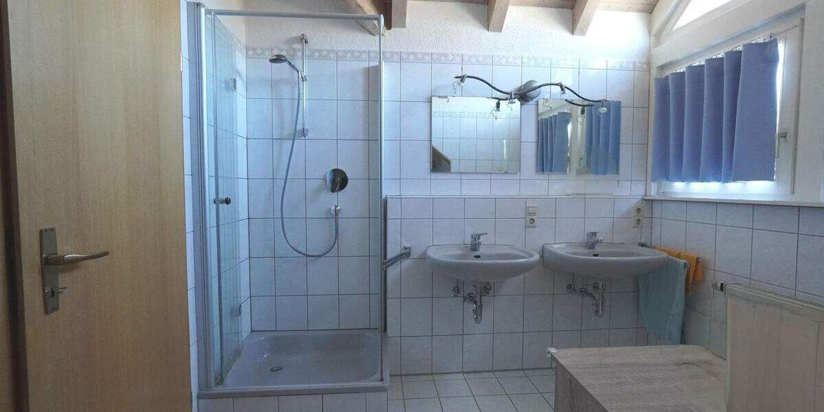 Doppelhaushälfte Daisendorf - 6 Zimmer, 166 m&sup2;, 775.000&euro; | Angebot:25779815