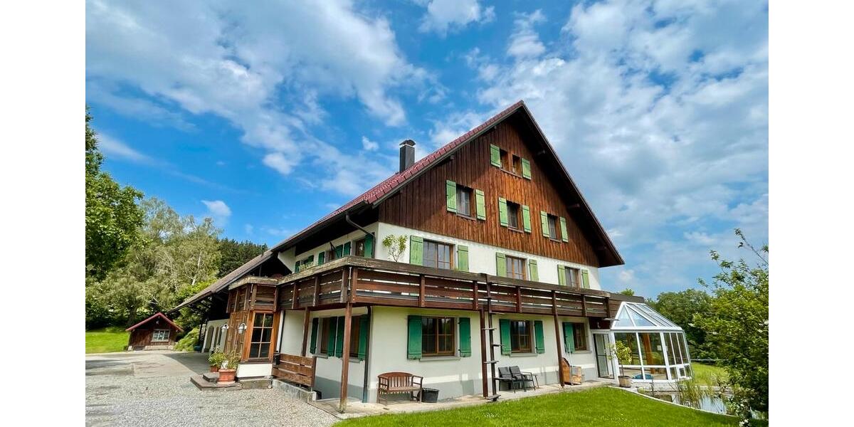 Bauernhaus, Landhaus Amtzell - 10 Zimmer, 400 m&sup2;, 2.190.000&euro; | Angebot:25646465