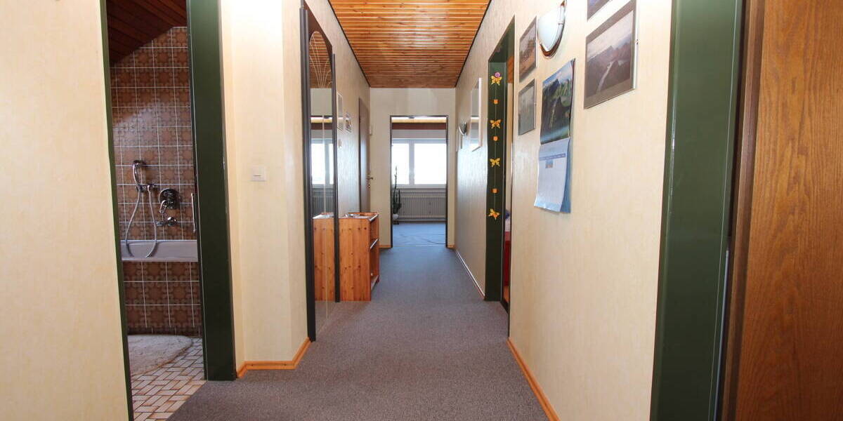 Etagenwohnung Friedrichshafen Allmannsweiler - 3 Zimmer, 79 m&sup2;, 220.000&euro; | Angebot:25699783