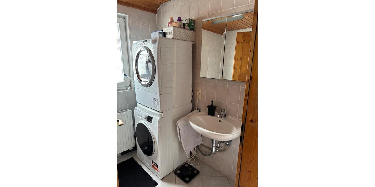 Dachgeschoßwohnung Friedrichshafen Allmannsweiler - 2 Zimmer, 50 m&sup2;, 680&euro; | Angebot:25945553