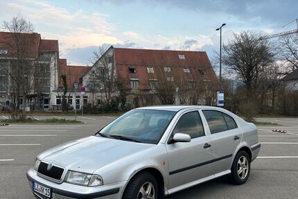 Skoda Octavia 349.000 km 850 &euro; Lindau 88131