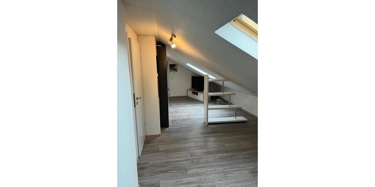 Dachgeschoßwohnung Ravensburg Eschach - 3 Zimmer, 66 m&sup2;, 500&euro; | Angebot:25164125