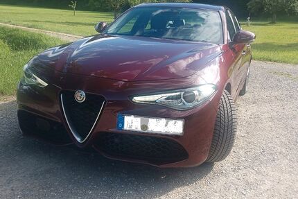Alfa Romeo Giulia 58.000 km 27.200 &euro; Salem 88682