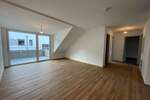 Etagenwohnung Ravensburg Innenstadt - 4 Zimmer, 97 m&sup2;, 1.670&euro; | Angebot:25690398