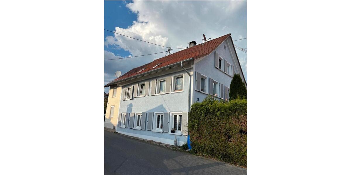Maisonettenwohnung Schlier - 4 Zimmer, 90 m&sup2;, 1.300&euro; | Angebot:26675102