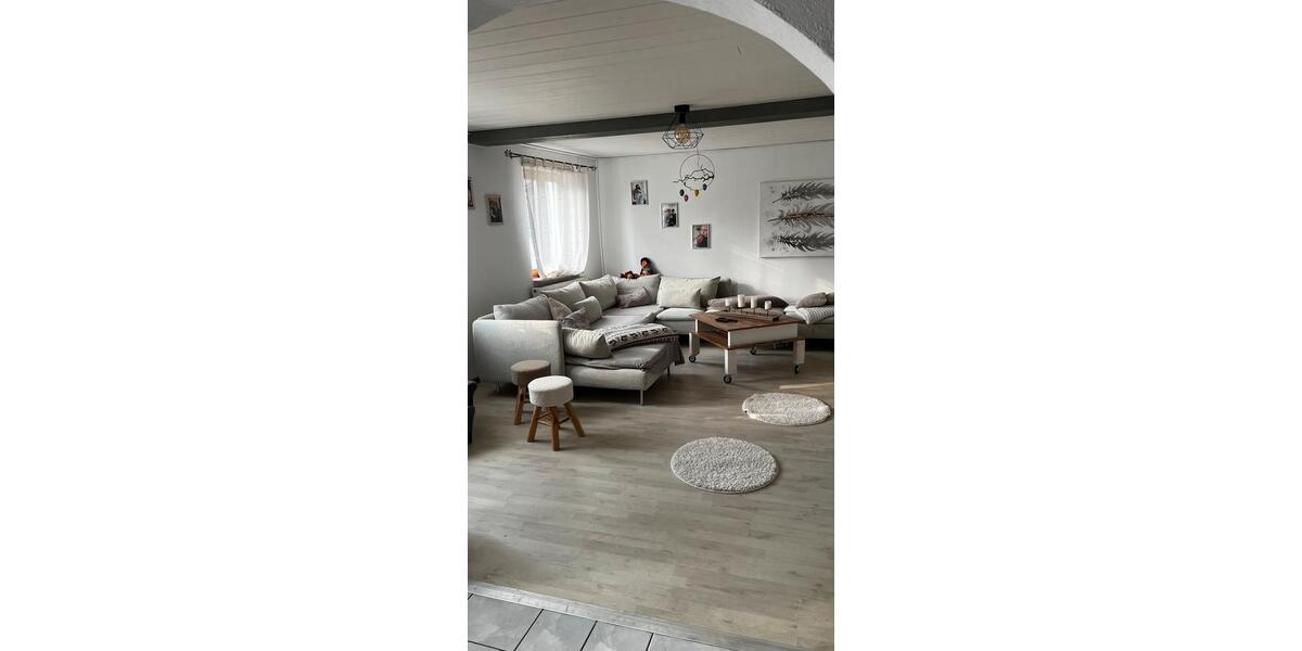 Maisonettenwohnung Schlier - 4 Zimmer, 90 m&sup2;, 1.300&euro; | Angebot:26675102