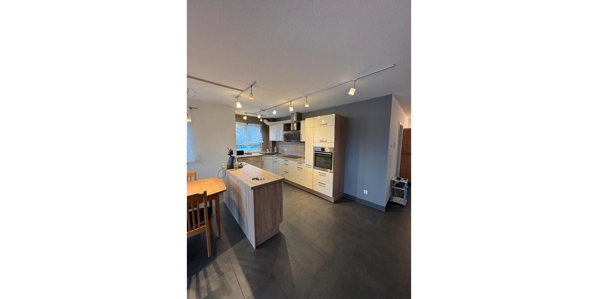 Hochparterre Friedrichshafen Ailingen - 4.5 Zimmer, 109 m&sup2;, 1.500&euro; | Angebot:25856664