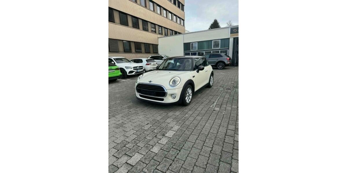 Mini Cooper 128.000 km 10.790 &euro; Konstanz 78467