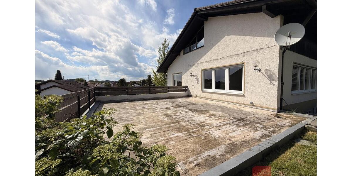 Etagenwohnung Wangen im Allgäu - 3 Zimmer, 159 m&sup2;, 1.250&euro; | Angebot:26675986
