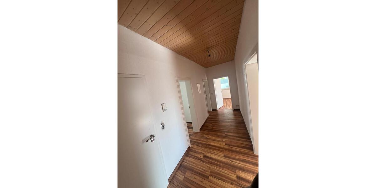 Erdgeschoßwohnung Tettnang - 4 Zimmer, 106 m&sup2;, 1.300&euro; | Angebot:24615023