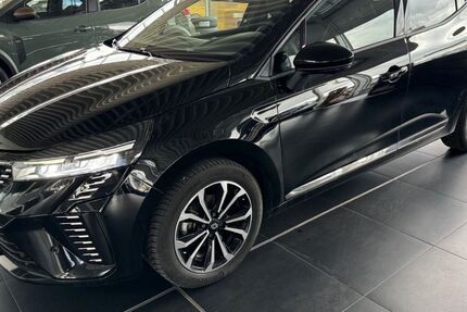 Renault Clio 27.870 km 17.450 &euro; Weingarten 88250