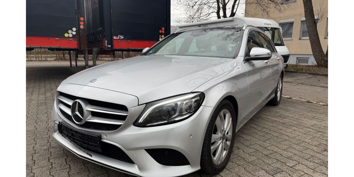 Mercedes-Benz C 220 151.500 km 18.490 &euro; Friedrichshafen 88045