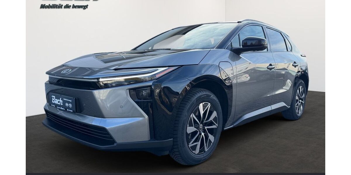 Toyota bZ4X 5.000 km 55.880 &euro; Friedrichshafen 88046