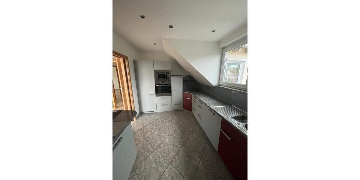 Etagenwohnung Baienfurt - 4 Zimmer, 117 m&sup2;, 1.900&euro; | Angebot:25407155