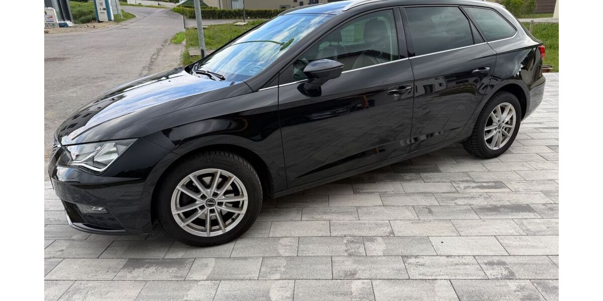 Seat Leon 67.000 km 15.900 &euro; Deggenhausertal 88693