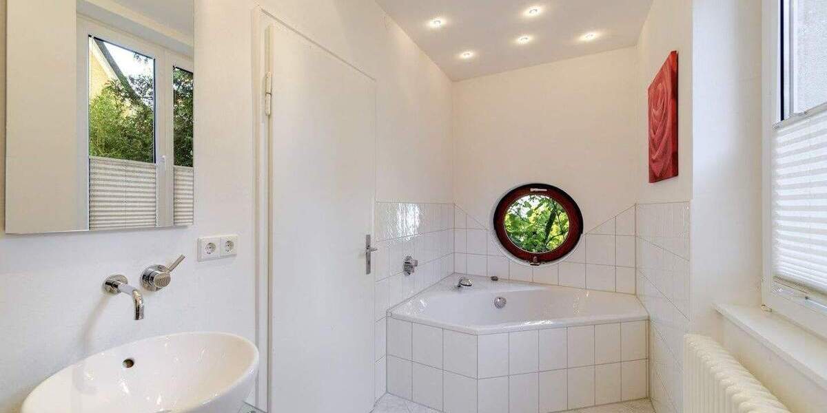 Mehrfamilienhaus, Wohnhaus Meersburg - 1 Zimmer, 343 m&sup2;, 2.998.000&euro; | Angebot:25675615