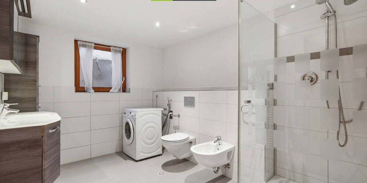 Etagenwohnung Immenstaad am Bodensee / Kippenhausen Kippenhausen - 5 Zimmer, 170 m&sup2;, 749.000&euro; | Angebot:25997895